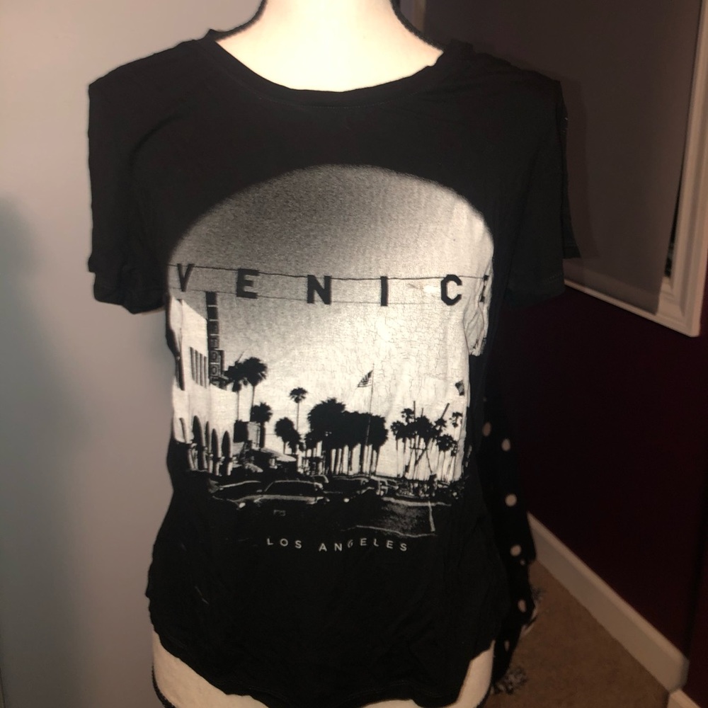 Soft and sexy American Eagle T